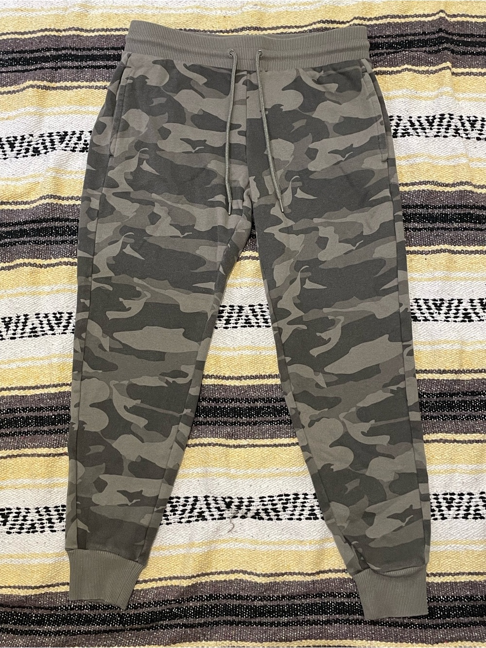 🌲 90 Degree by Reflex Olive Camo Joggers M